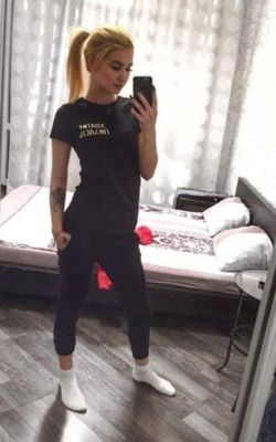 Снять телку (Настя, 21 лет)