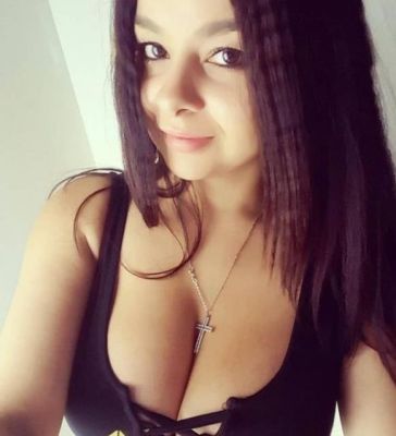 Елена, ню-фото взрослой шлюхи